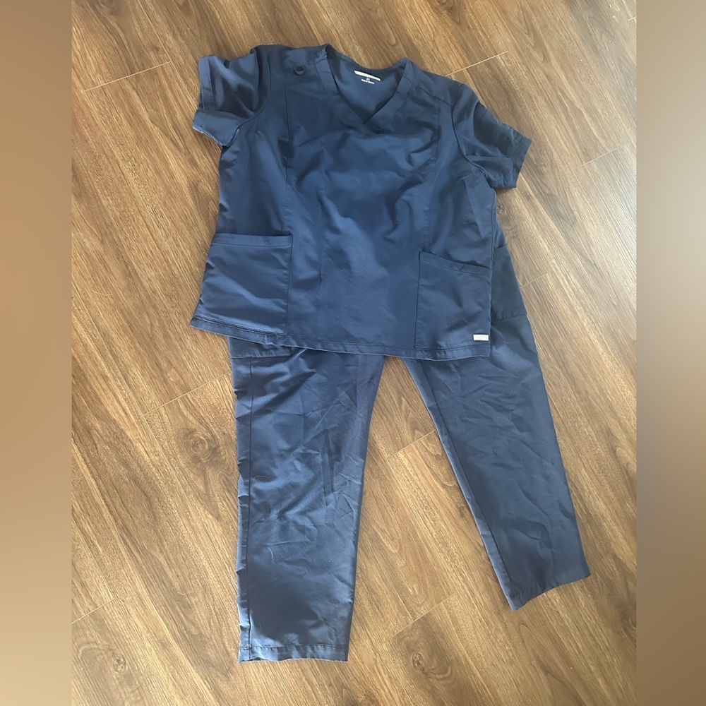 XXL Navy Resurge Scrub Set